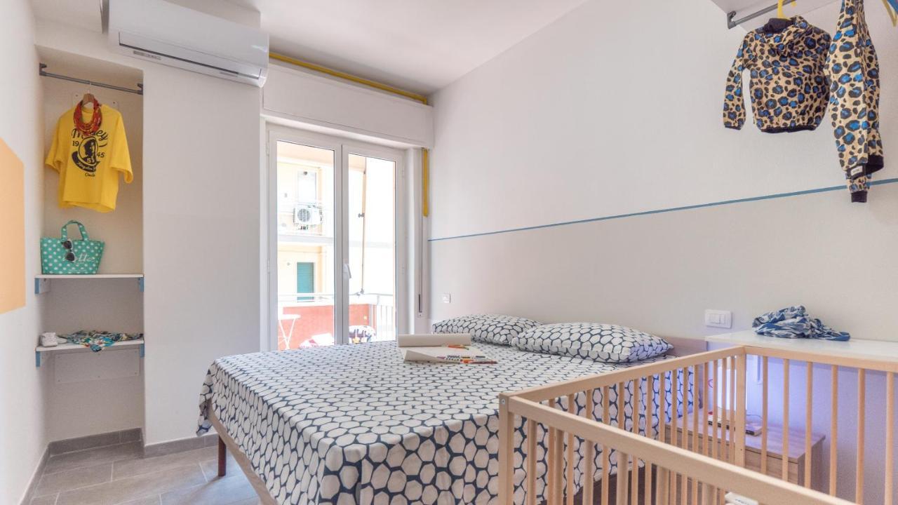 Babyaccommodation Family Panoramic II Pietra Ligure Exteriör bild