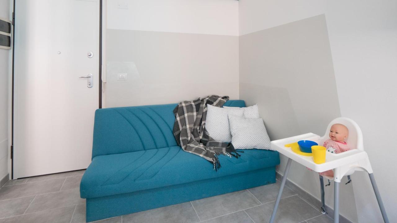 Babyaccommodation Family Panoramic II Pietra Ligure Exteriör bild